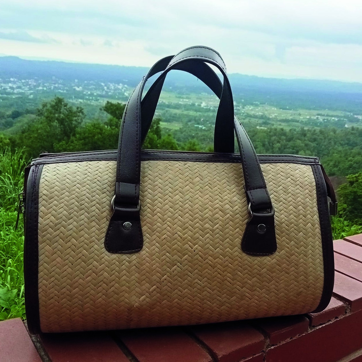 Murta Barrel Bag